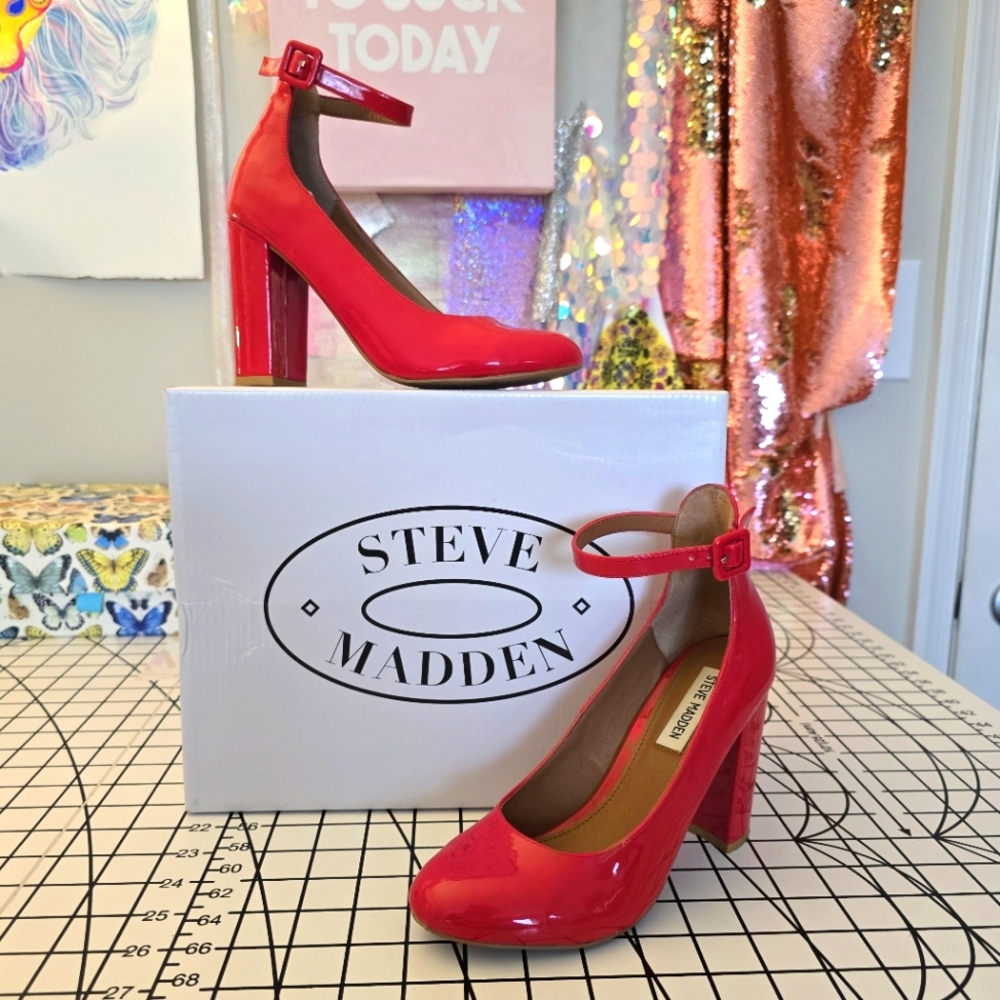 Steve Madden VIVII Red Patent Heels - 6